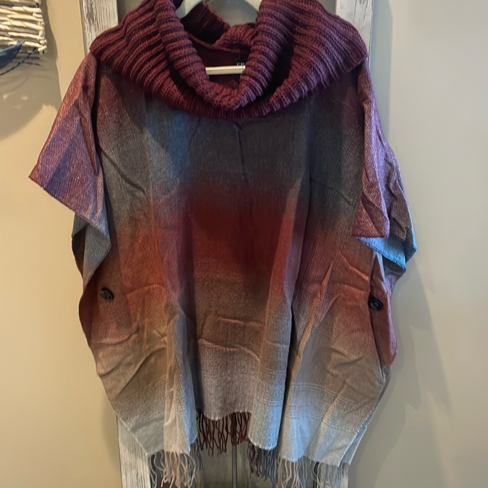 Poncho by Fraas
